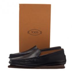 مملوكة مسبقًا Tod's Black Leather Loafers Size 39.5