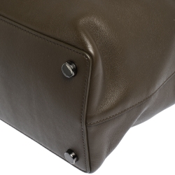 Pre Owned Tom Ford Olive Green Leather Medium India Bag