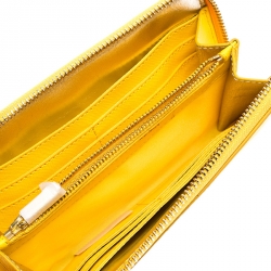 مملوكة مسبقًا محفظة توري برش روبينسون جلد أصفر بسحاب محيط