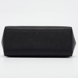 Pre Owned Tory Burch Black Leather Small Robinson Top Handle Bag