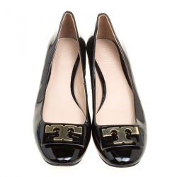 Pre Owned حذاء كعب عالي توري برش كعب عريض غيغي جلد لامع أسود  مقاس 35.5