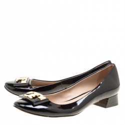 Pre Owned حذاء كعب عالي توري برش كعب عريض غيغي جلد لامع أسود مقاس 35.5