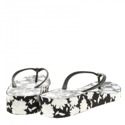 مملوكة مسبقًا شبشب بإصبع توري برش كعب روكي ثاندي PVC طباعة زهور مونوكروم مقاس 40