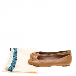 Pre Owned حذاء فلات باليه توري برش لويل جلد أسود مقاس 37