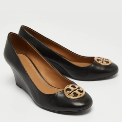 Pre Owned Tory Burch Black Leather Wedge Pumps Size 39