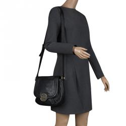 Pre Owned حقيبة كروس توري برش ملتفة أماندا جلد سوداء