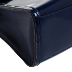 مملوكة مسبقًا Tory Burch Blue Patent Leather Juliette Top Handle Bag