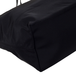 مملوكة مسبقًا حقيبة يد توري برش شوبر جلد ونايلون سوداء