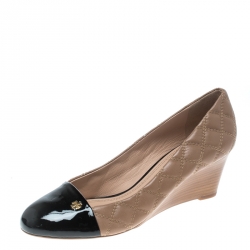 مملوكة مسبقًا Tory Burch Beige/Black Leather Claremont Cap Toe Wedge Sandals Size 38.5