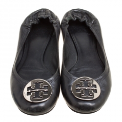 مملوكة مسبقًا حذاء فلات باليه توري برش مجعد ميني جلد أسود مقاس 38