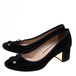مملوكة مسبقًا Tory Burch Black Suede Laila Bow Detail Pumps Size 38.5