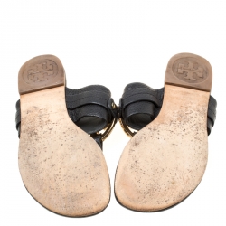 Pre Owned صندل بإصبع توري برش فلات جلد أسود مقاس 35.5