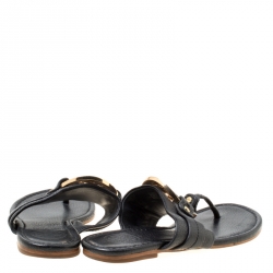 Pre Owned صندل بإصبع توري برش فلات جلد أسود مقاس 35.5