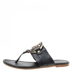 Pre Owned صندل بإصبع توري برش فلات جلد أسود مقاس 35.5