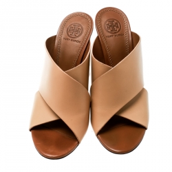 مملوكة مسبقًا صندل سلايد توري برش نعل روكي كتل لونية جلد بيج مقاس 37