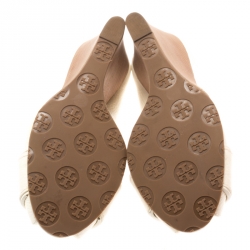 Pre Owned Tory Burch White Leather Logo Detail Peep Toe Wedge Pumps Size 38.5