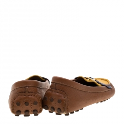 Pre Owned حذاء لوفرز توري برش كاسي جلد حُبيبي ثلاثي اللون مقاس 38.5