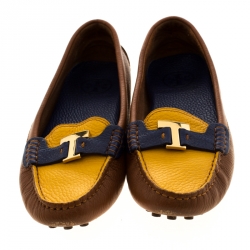 Pre Owned حذاء لوفرز توري برش كاسي جلد حُبيبي ثلاثي اللون مقاس 38.5