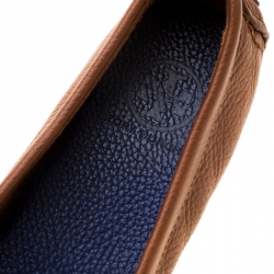 Pre Owned حذاء لوفرز توري برش كاسي جلد حُبيبي ثلاثي اللون مقاس 38.5