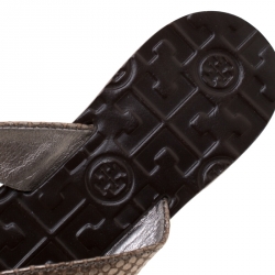 Pre Owned Tory Burch Metallic Grey Python Embossed Leather Thora Flat Thong Sandals Size 39