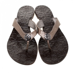 Pre Owned Tory Burch Metallic Grey Python Embossed Leather Thora Flat Thong Sandals Size 39