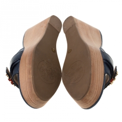 مملوكة مسبقًا Tory Burch Blue Leather Patti Wedge Platform Sandals Size 37