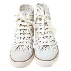 Pre Owned حذاء رياضي توري برش جلد أبيض مثقب بعنق درتفع مقاس 38.5