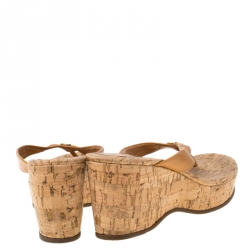 Pre Owned صندل إصبع توري برش سوزي جلد بني مقاس 36.5