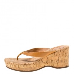 Pre Owned صندل إصبع توري برش سوزي جلد بني مقاس 36.5