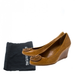 Pre Owned حذاء كعب عالي توري برش كعب روكي جلد منقوش بني مقاس 37