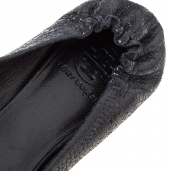 Pre Owned حذاء فلات باليه توري برش ريفا مجعد جلد أسود مقاس 38