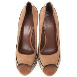 مملوكة مسبقًا Tory Burch Beige Suede &amp; Snake Embossed Sandra Wedges Size 41