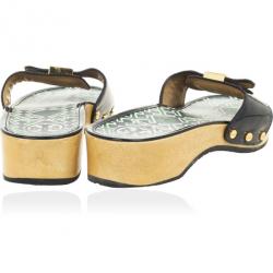 مملوكة مسبقًا Tory Burch Blue Patent Leather Dixon Clogs Slides Size 38