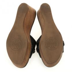 مملوكة مسبقًا Tory Burch Black Leather "Patti 3" Mid Wedge Slide Size 40.5