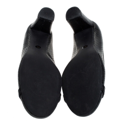 مملوكة مسبقًا حذاء كعب عالي توري برش جلد نقش ثعبان أسود كعب مربع سميك مقاس 39