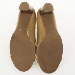 Pre Owned Tory Burch Beige Patent Aaden Logo Pumps Size 39.5