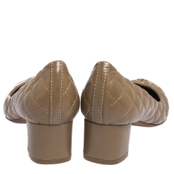 مملوكة مسبقًا Tory Burch Beige Quilted Leather Kaitlin Cap Toe Pumps Size 38