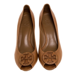 مملوكة مسبقًا Tory Burch Brown Leather Julianne Peep Toe Wedge Pumps Size 37.5