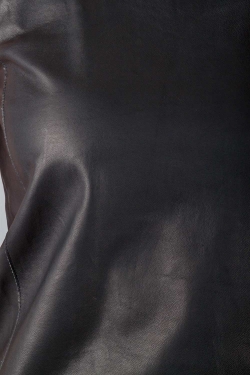 توب تانك MM6 ميزون مارجيلا جلد بلا أكمام أسود M