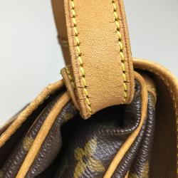 Pre Owned Louis Vuitton Monogram Canvas Saumur 30 Bag