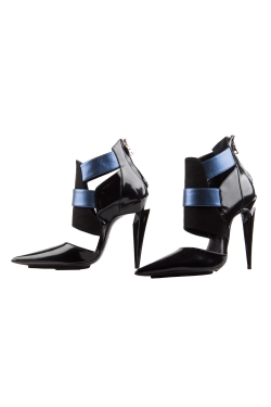 Etro Tow Tone Suede And Patent Leather Pointed Toe Booties Size 37