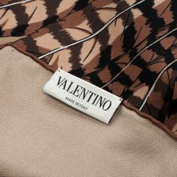 مملوكة مسبقًا Valentino Beige Eagle Printed Silk Square Scarf