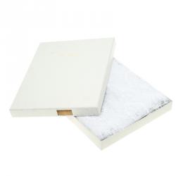 Pre Owned Valentino White Crinkled Cotton Scalloped Lace Detail Scarf