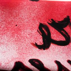 مملوكة مسبقًا وشاح فالنتينو لامور حرير بنقوش متعددة الألوان مربع