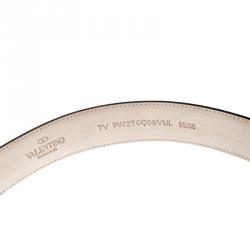 مملوكة مسبقًا Valentino Rosso V. Leather V Rivet Belt 100 CM