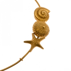 Pre Owned Valentino Starfish & Seashell Gold Tone Station Choker Necklace