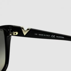 مملوكة مسبقًا Valentino Black V624S Womens Sunglasses
