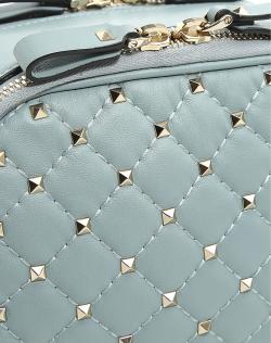 Pre Owned Valentino Nube Quilted Soft Leather Rockstud Spike Camera Bag