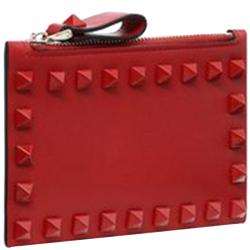 مملوكة مسبقًا Valentino Rosso V. Leather Lacquer Rockstud Card Case