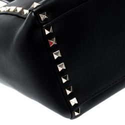 Pre Owned Valentino Black Leather Rockstud Trapeze Double Handle Bag